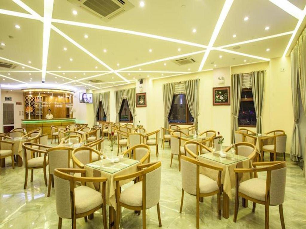 Moonlight Hotel Suites & Spa - City Center, High Floor, Great Location & Romantic River View & Dragon Bridge View Da Nang Zewnętrze zdjęcie