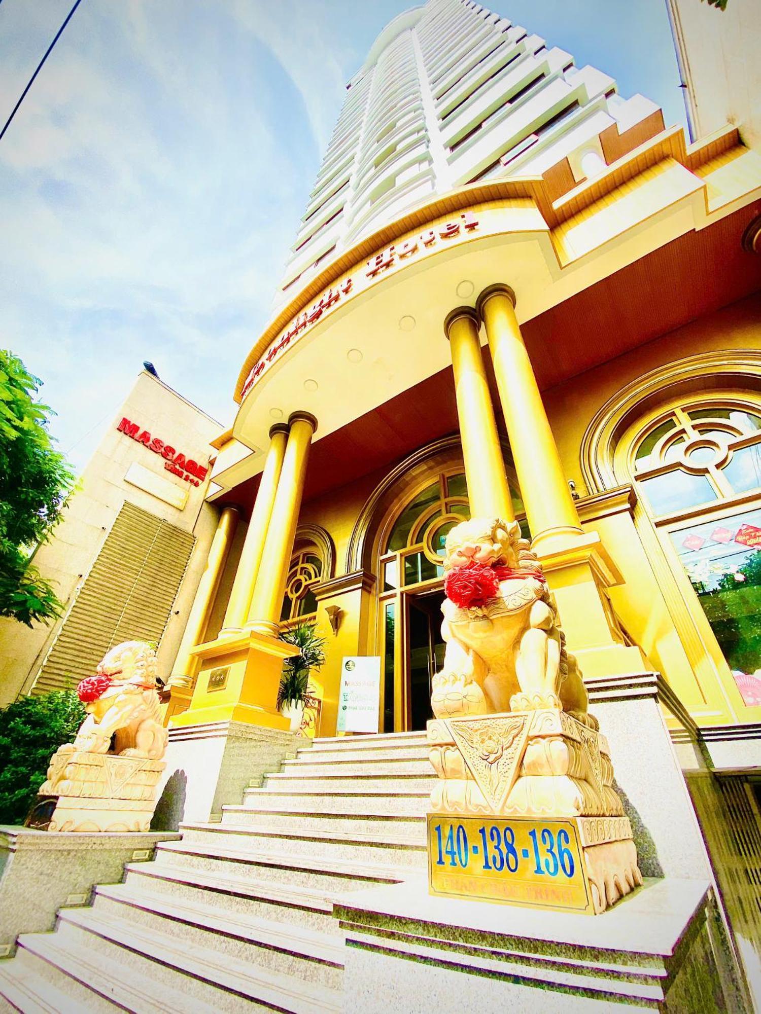 Moonlight Hotel Suites & Spa - City Center, High Floor, Great Location & Romantic River View & Dragon Bridge View Da Nang Zewnętrze zdjęcie
