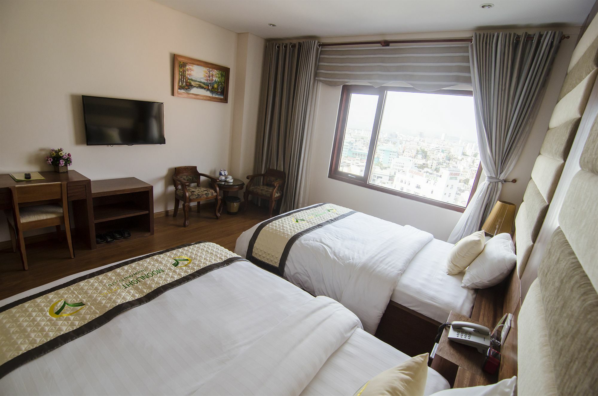 Moonlight Hotel Suites & Spa - City Center, High Floor, Great Location & Romantic River View & Dragon Bridge View Da Nang Zewnętrze zdjęcie
